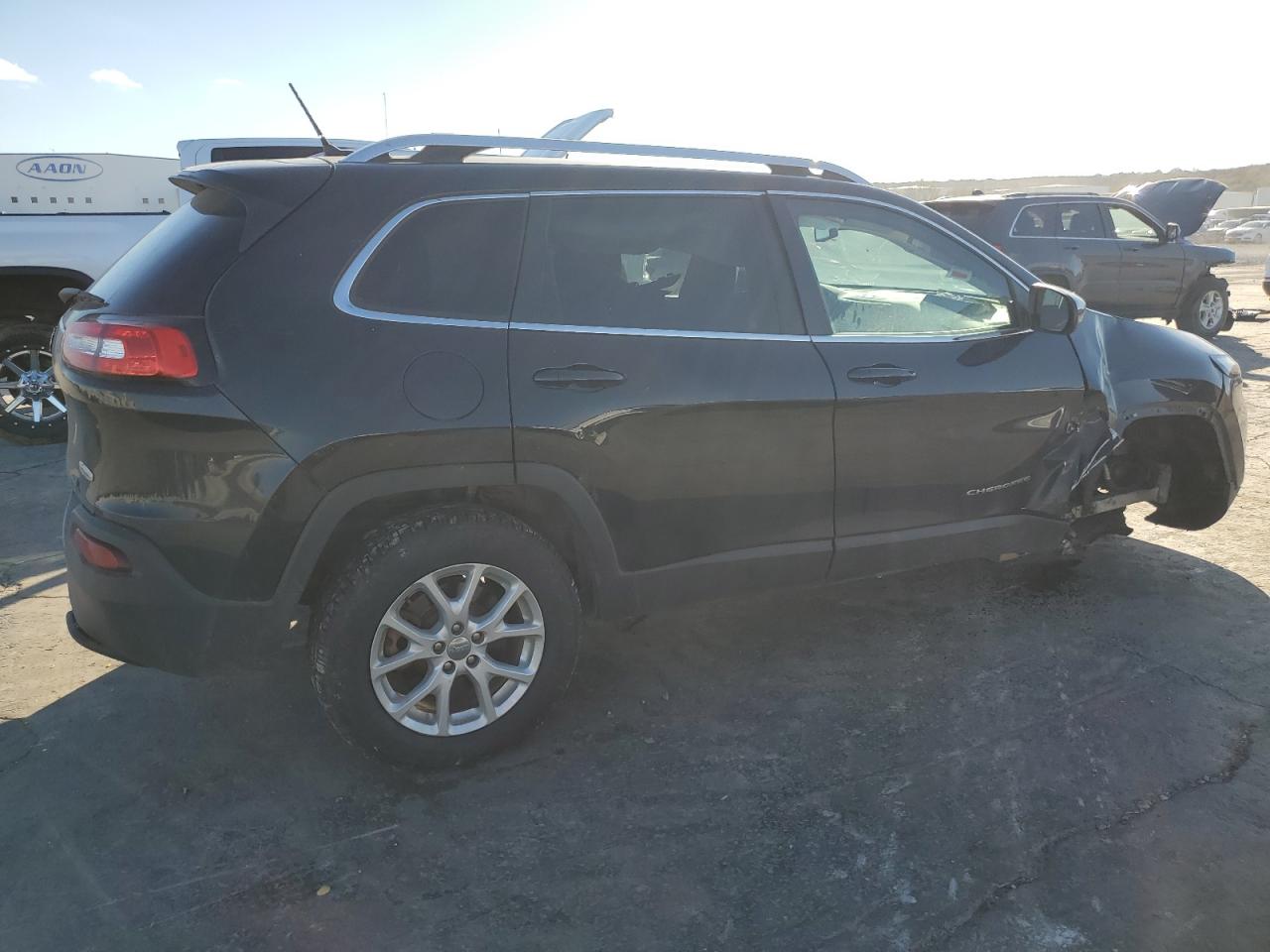 2015 Jeep Grand Cherokee - Image 3