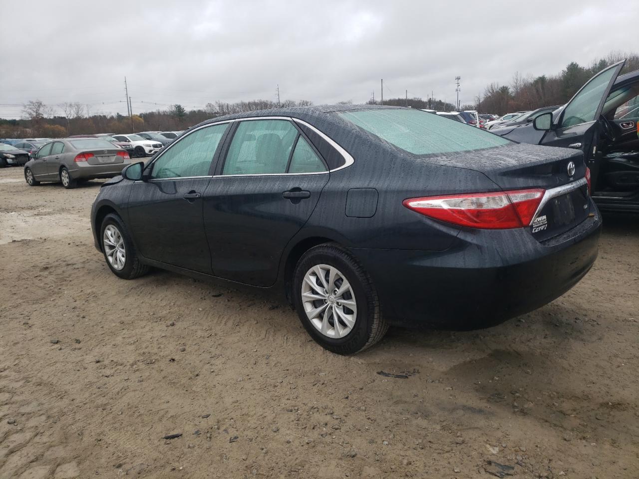 2016 Toyota Camry Le VIN: 4T4BF1FK7GR520626 Lot: 81519304