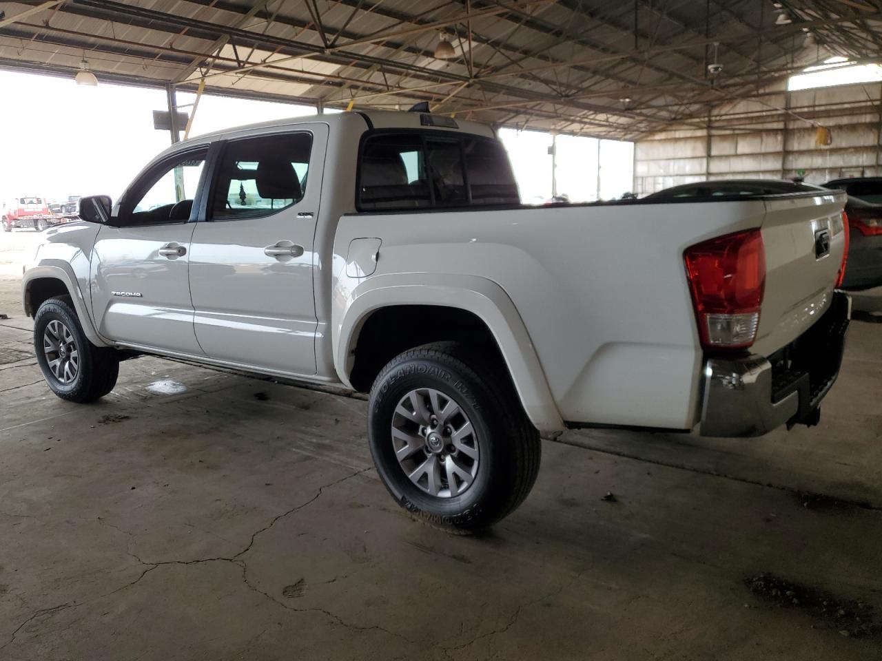 VIN 3TMAZ5CN9HM046031 2017 TOYOTA TACOMA no.2