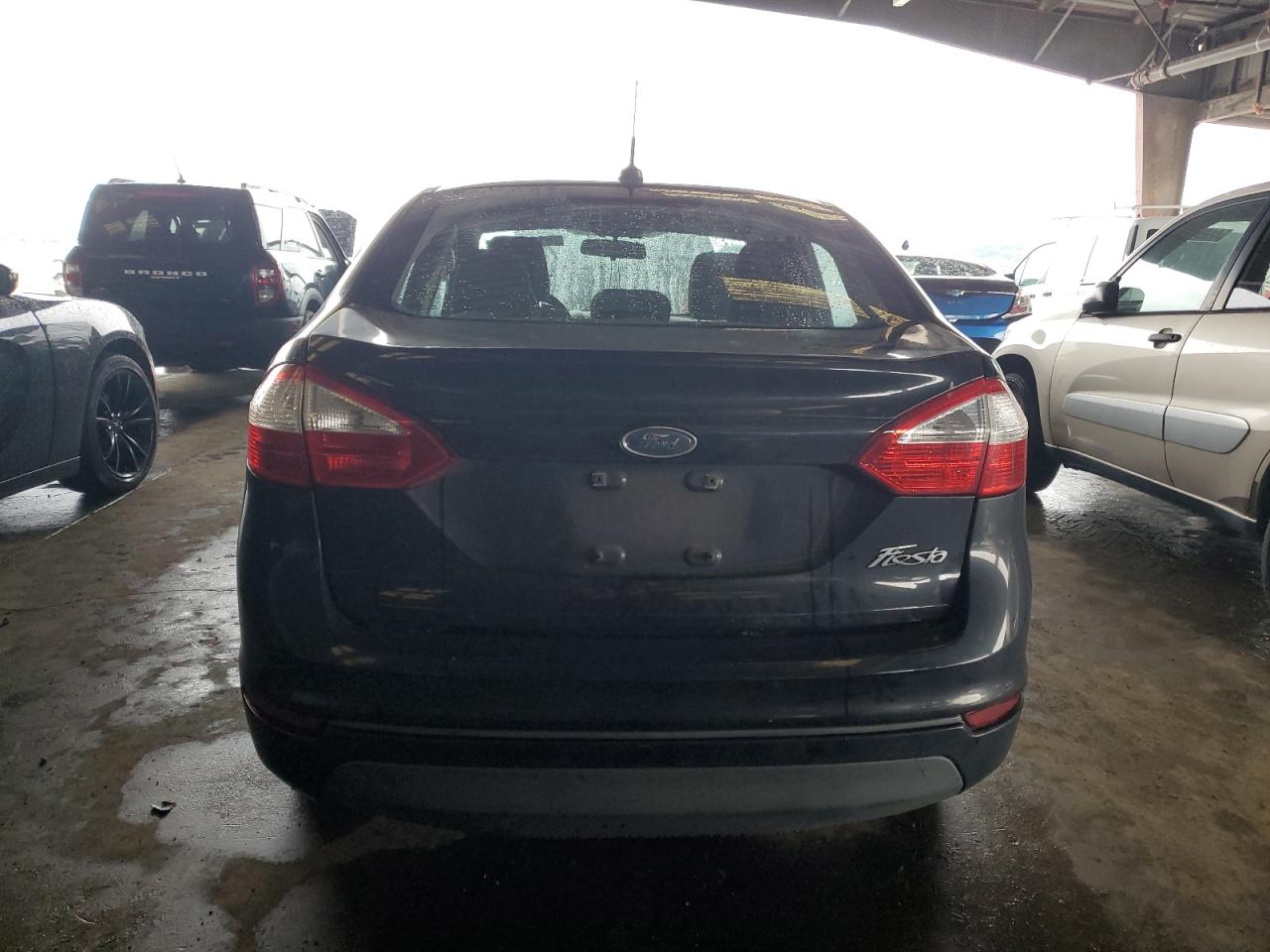 2014 Ford Fiesta - Image 6