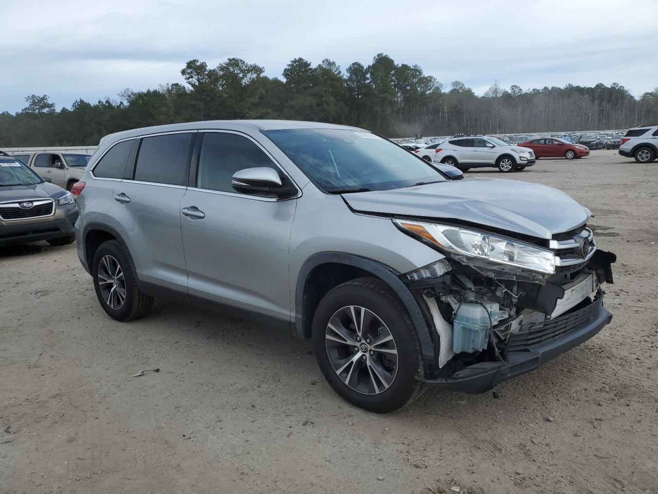 VIN 5TDZZRFH5KS357687 2019 TOYOTA HIGHLANDER no.4