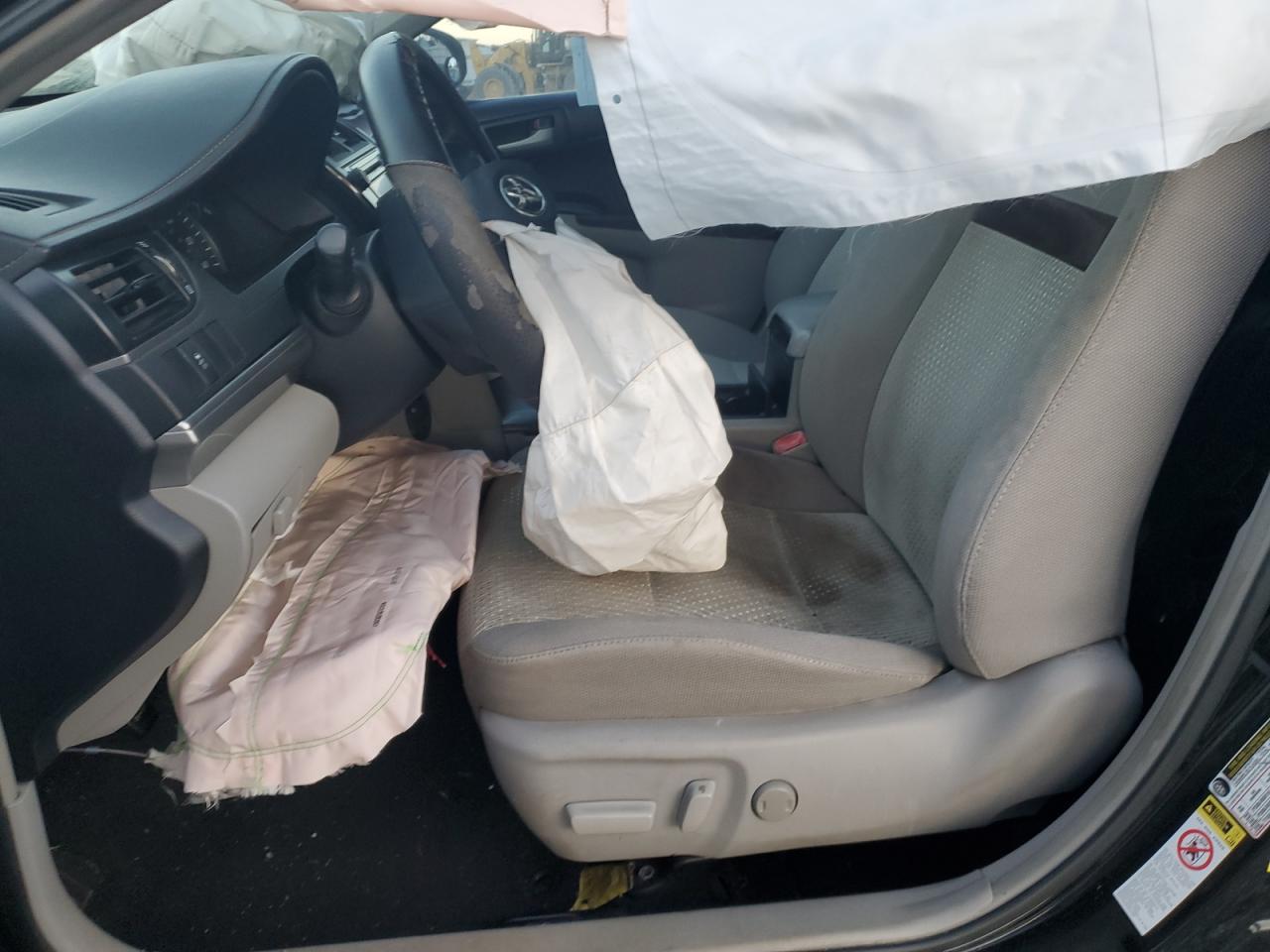 2012 Toyota Camry - Image 7