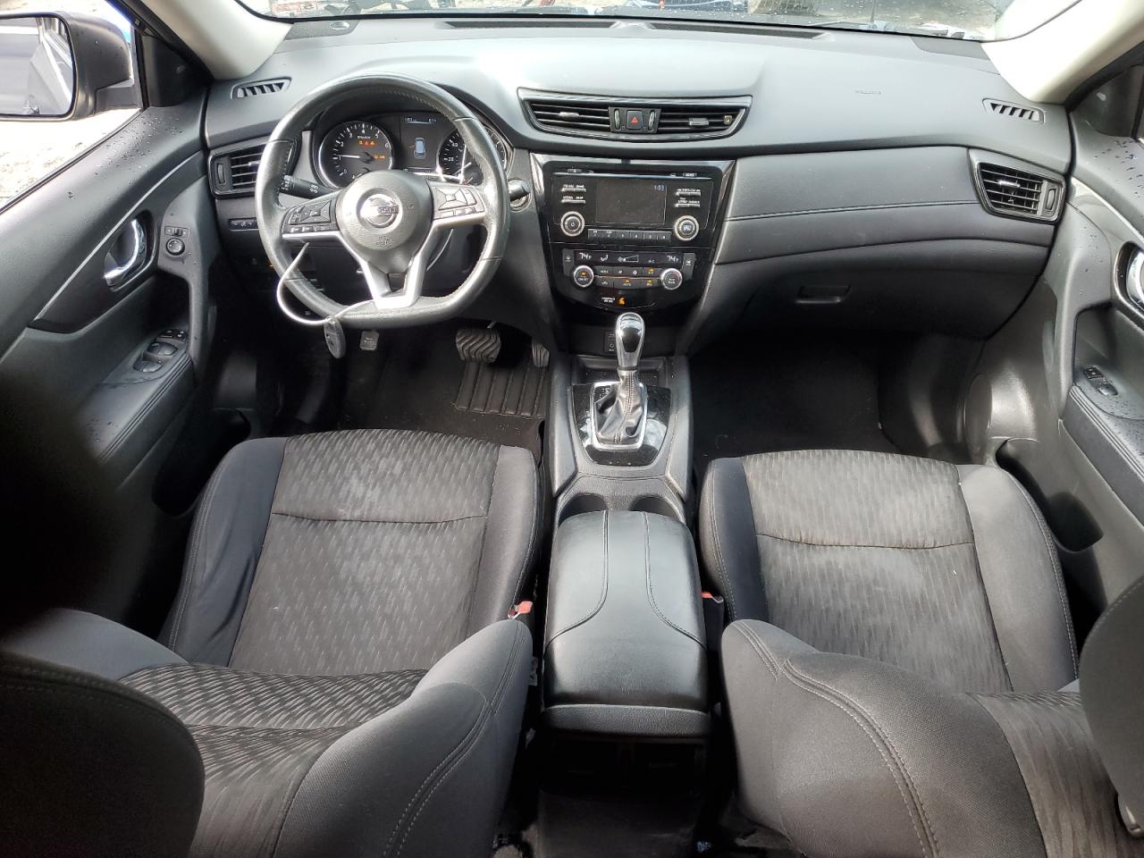 2017 Nissan Rogue - Image 8