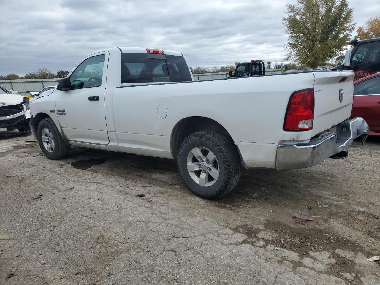 VIN 3C6JR6DT9EG126918 2014 RAM 1500 no.2