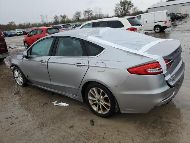 3FA6P0HD2LR138923 Ford Fusion SE 2