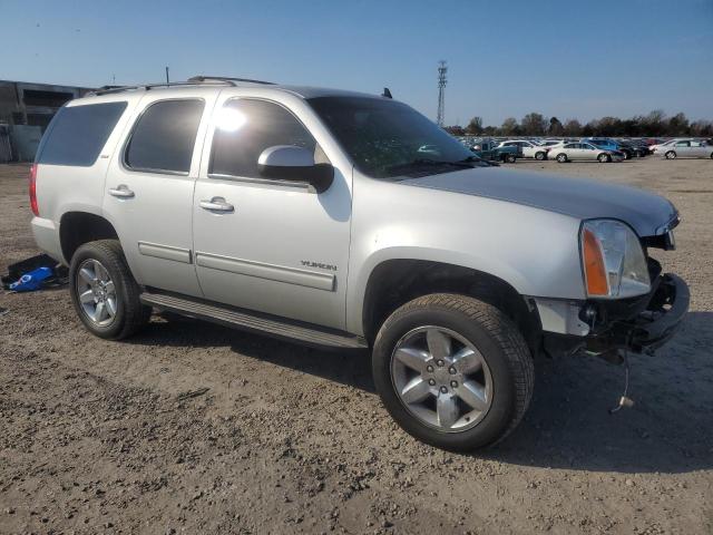 Parquets GMC YUKON 2013 Silver