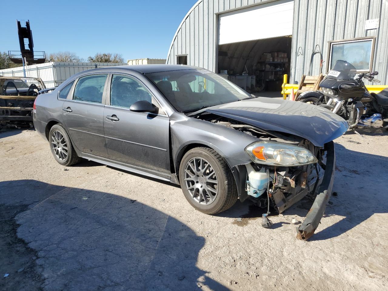 2010 Chevrolet Impala - Image 4