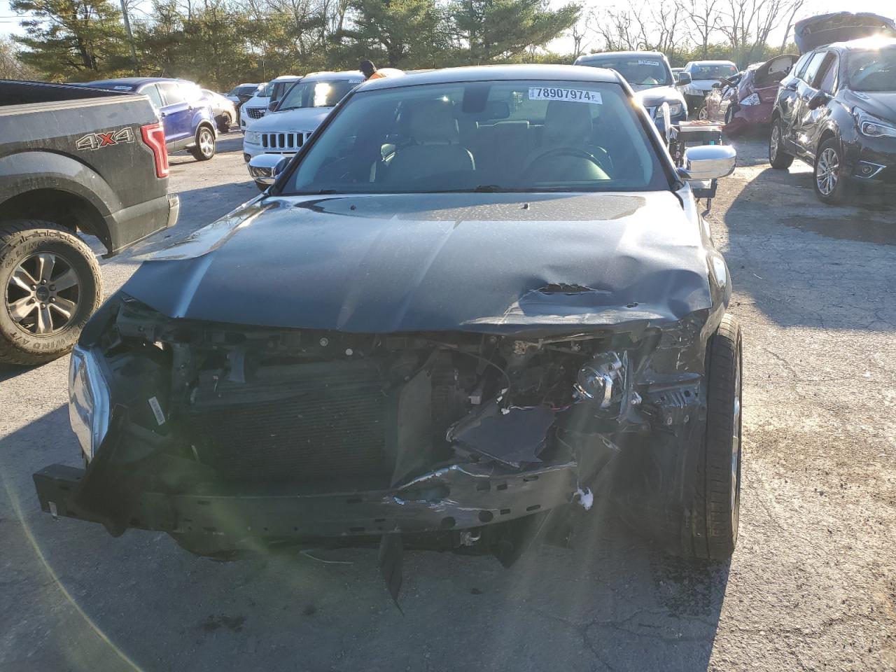 2018 Chrysler 300 - Image 5