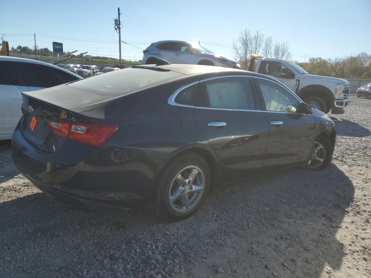 2017 Chevrolet Malibu - Image 3