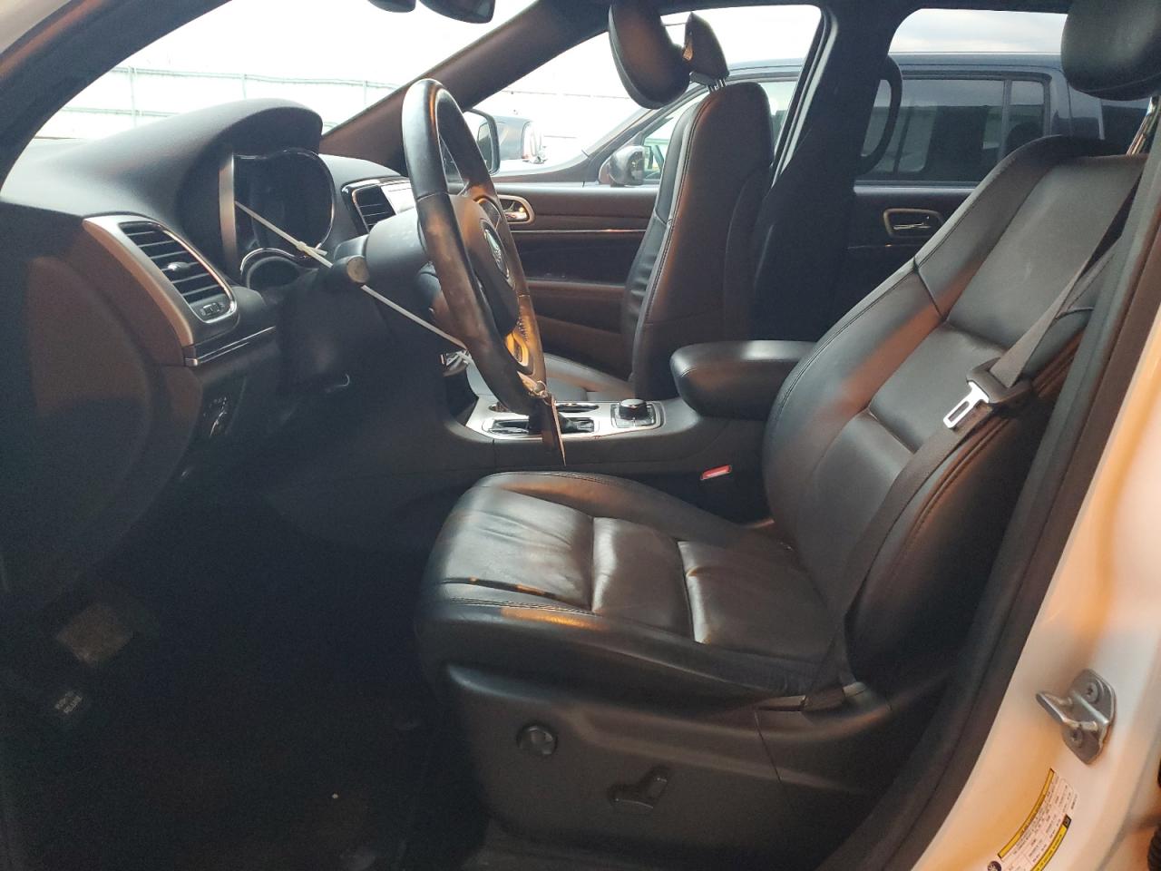 2019 Jeep Grand Cherokee - Image 7