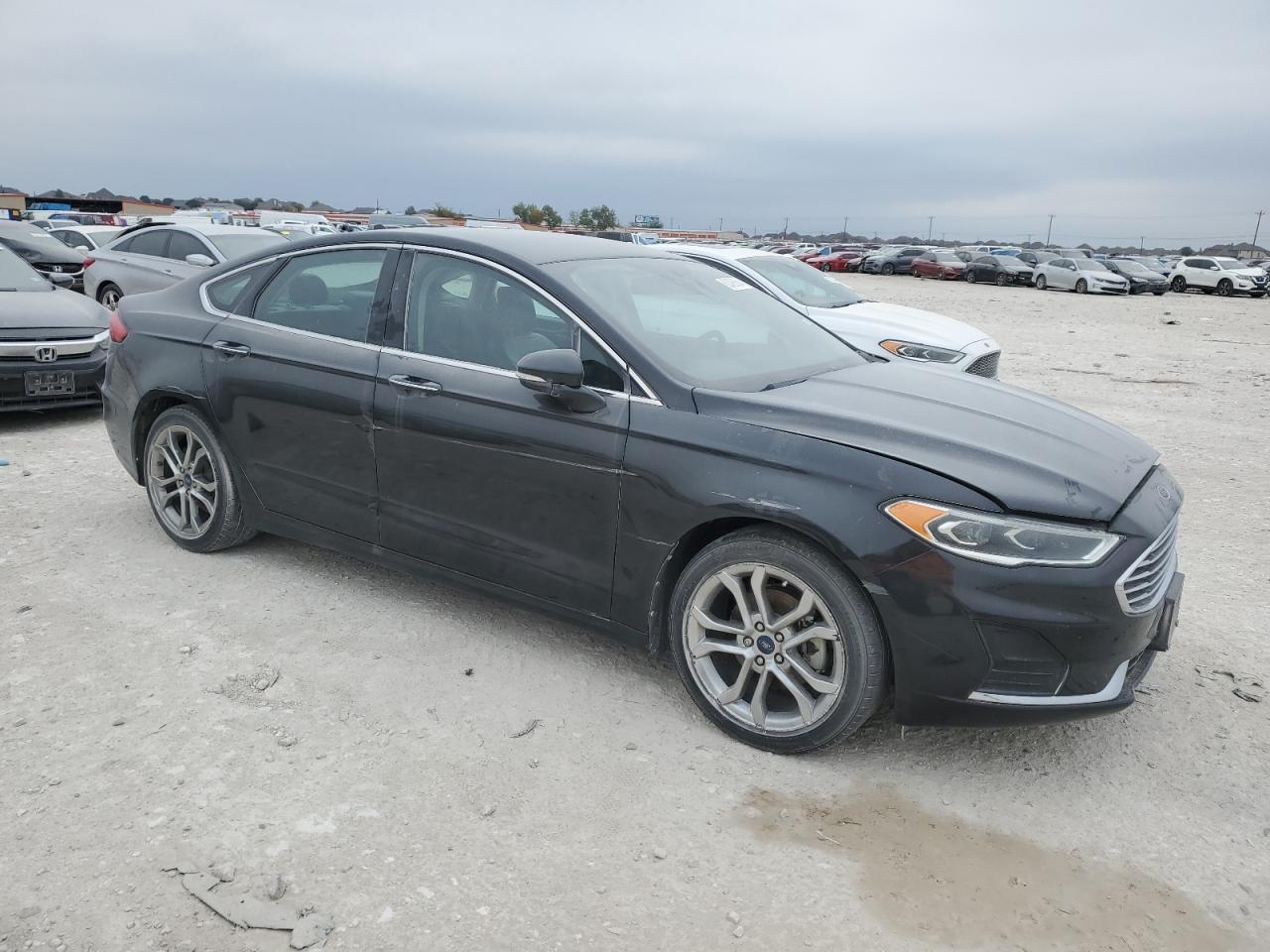 VIN 3FA6P0CD5KR118185 2019 FORD FUSION no.4