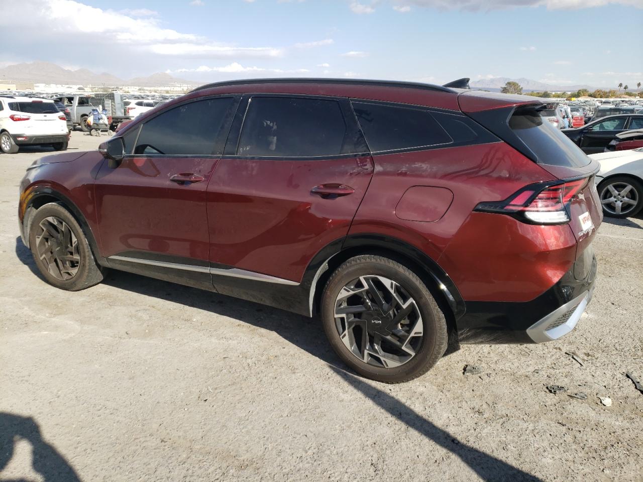 2023 Kia Sportage - Image 2