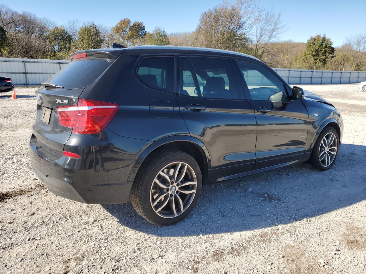 VIN 5UXWX7C5XH0U42669 2017 BMW X3 no.3