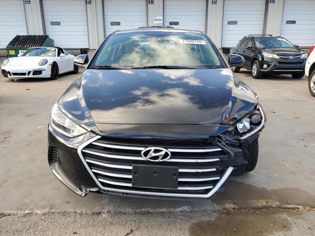 2018 Hyundai Elantra - Image 5