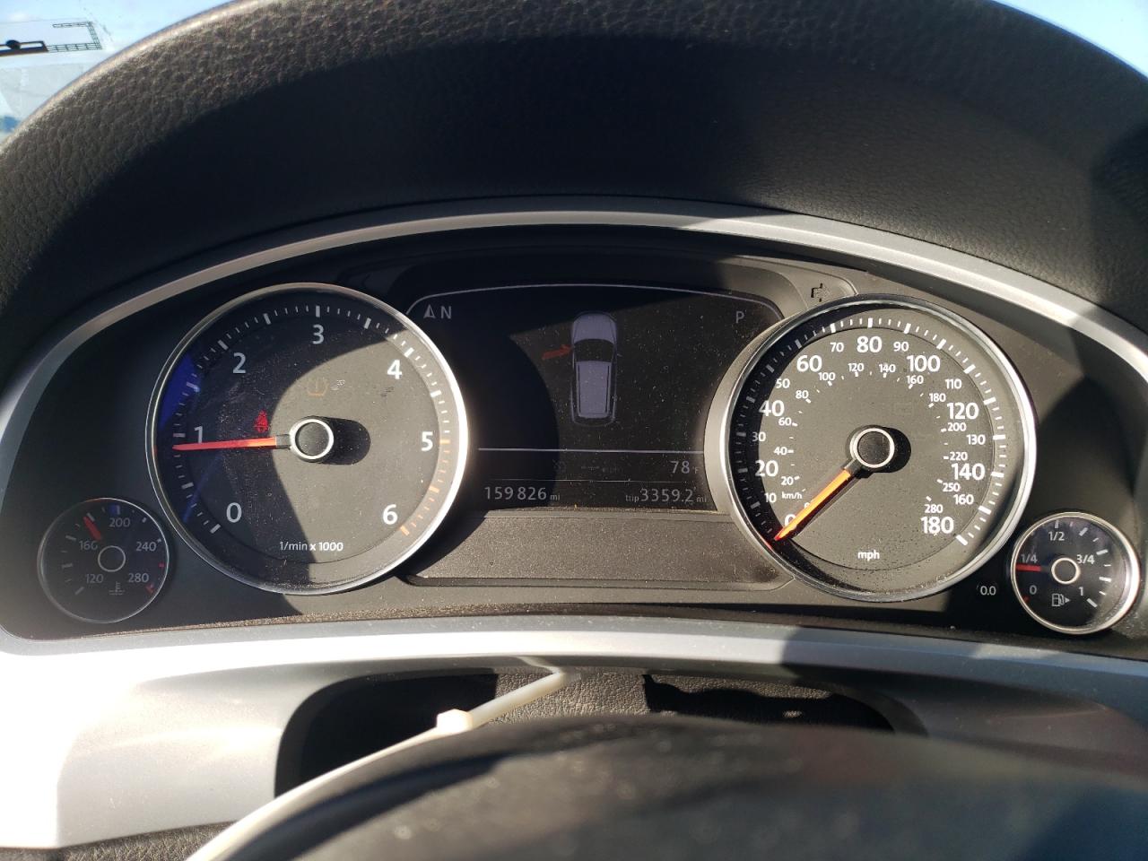 2013 Volkswagen Touareg V6 Tdi VIN: WVGEP9BP1DD007811 Lot: 82331074