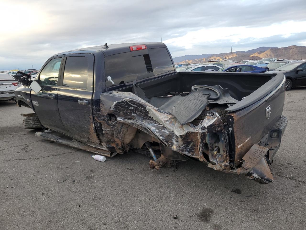 2014 RAM 1500 - Image 2