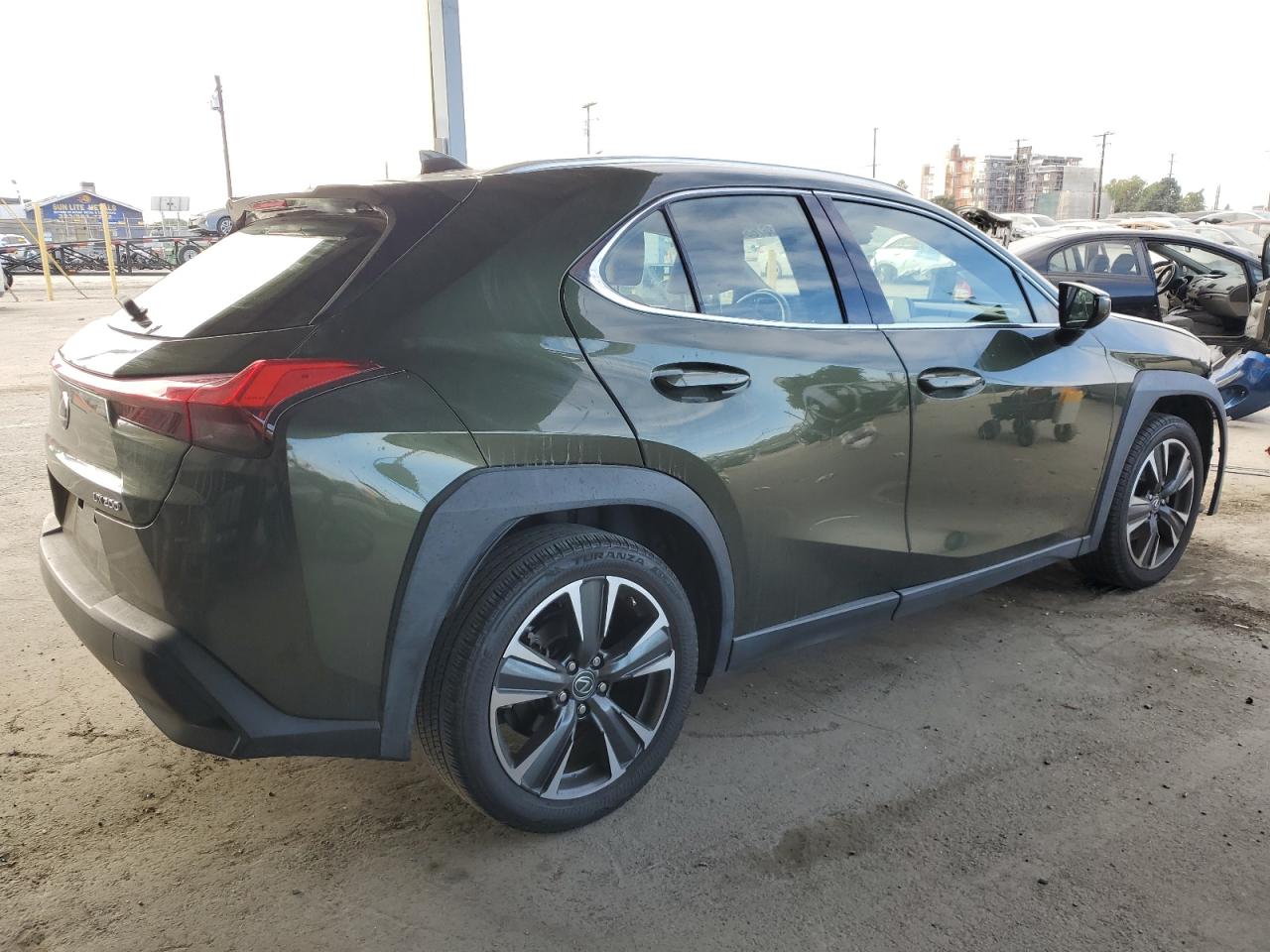 VIN JTHY3JBHXK2001424 2019 LEXUS UX 200 no.3