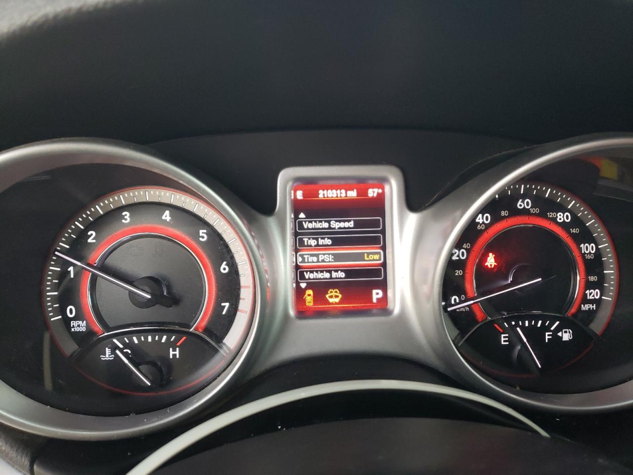 2013 Dodge Journey - Image 9