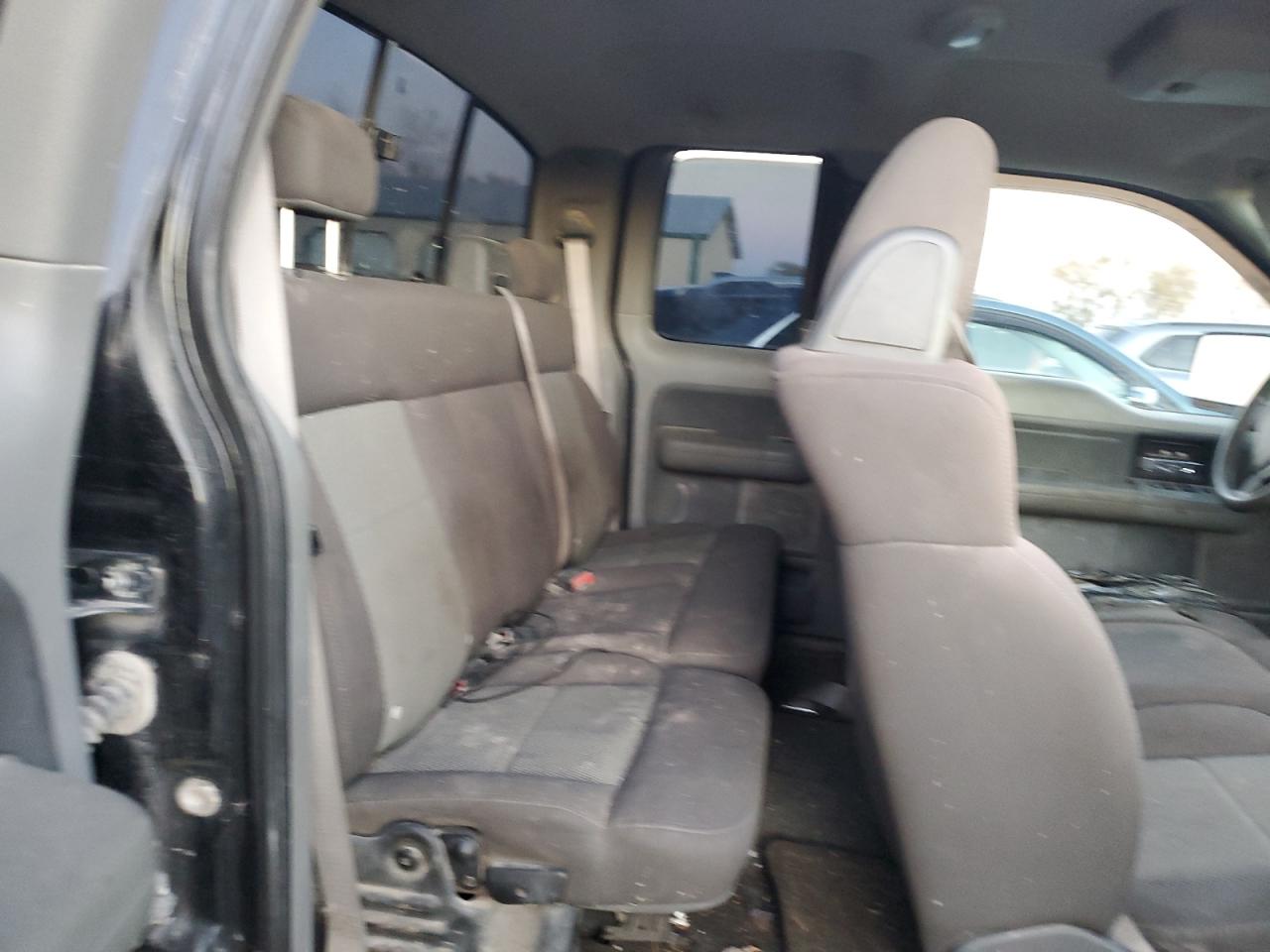 2006 Ford F-150 - Image 10