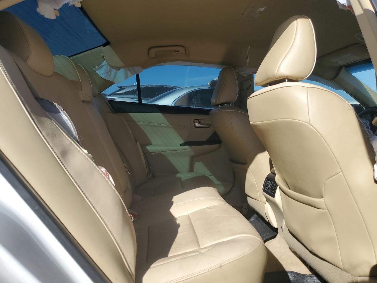 2017 Toyota Camry - Image 10