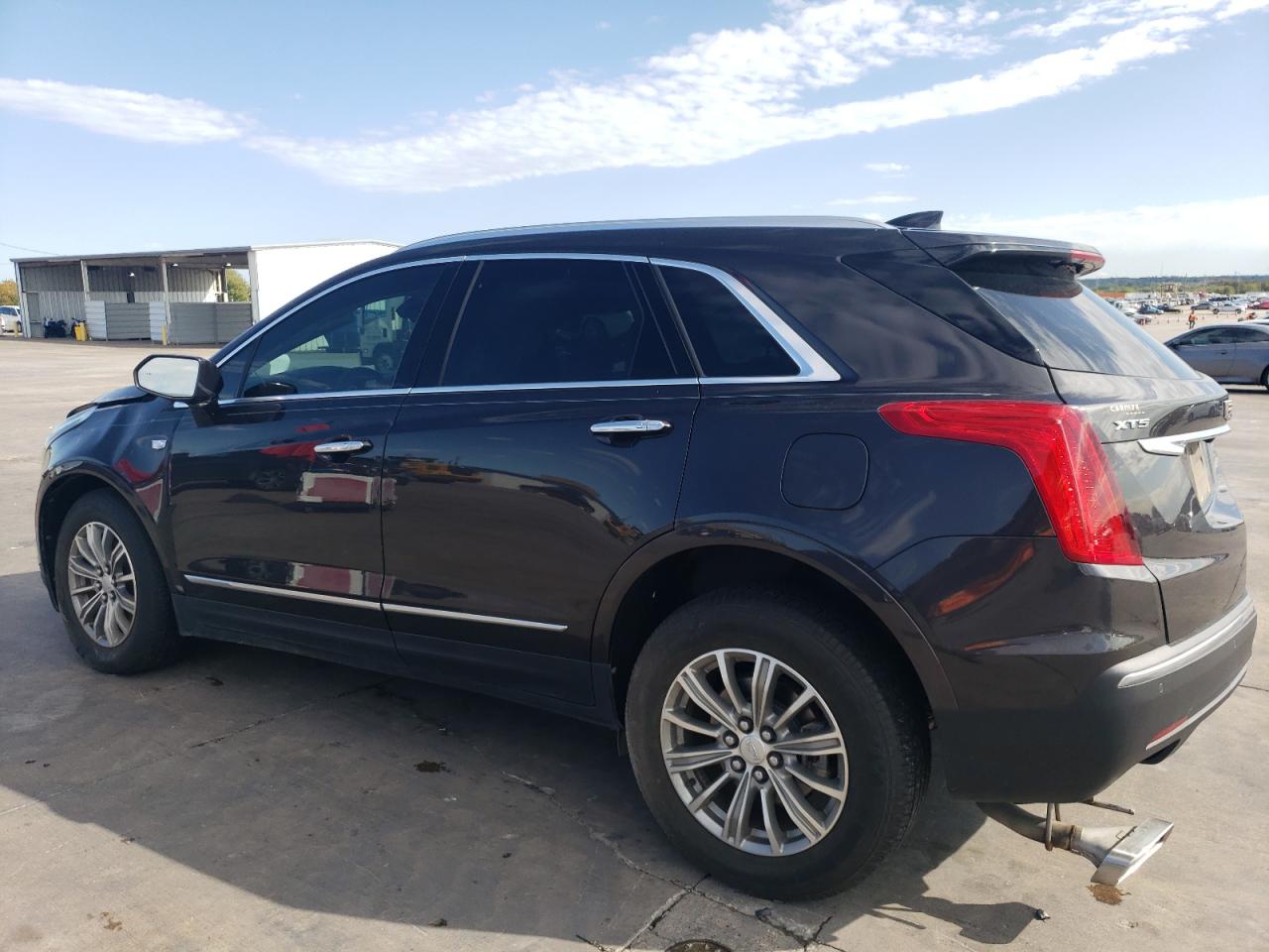 VIN 1GYKNBRS4HZ324094 2017 CADILLAC XT5 no.2