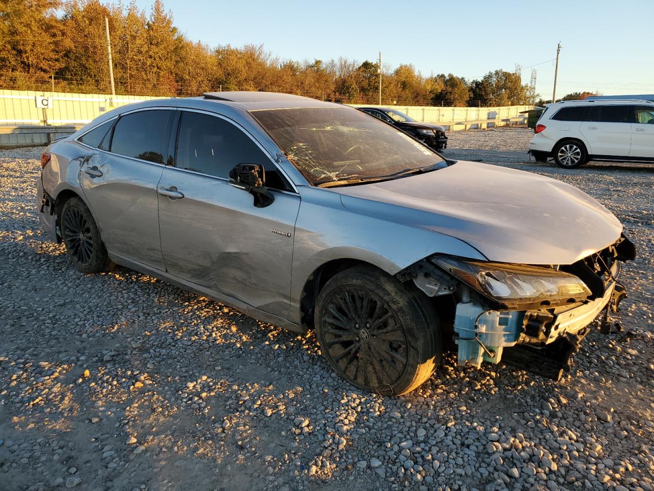 2021 Toyota Avalon - Image 4