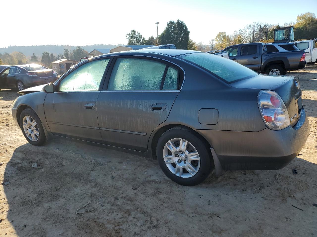 2005 Nissan Altima - Image 2