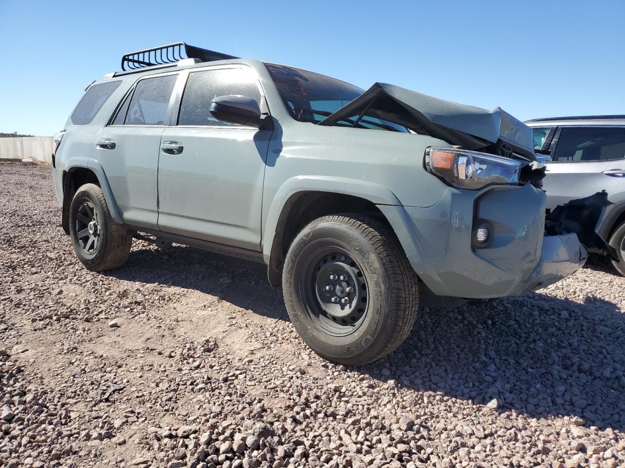 VIN JTETU5JR1N5973938 2022 TOYOTA 4RUNNER no.4