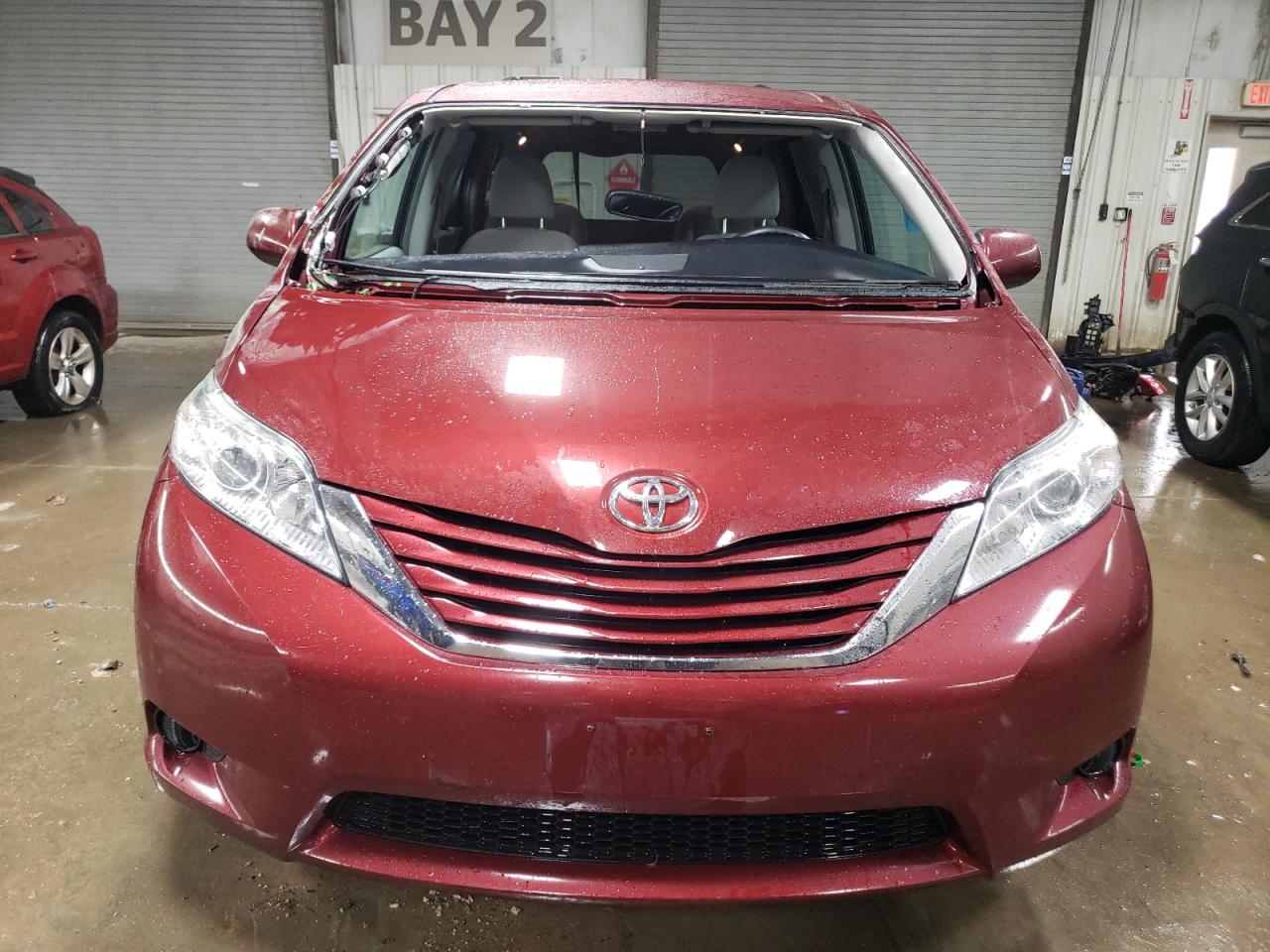 2015 Toyota Sienna - Image 5