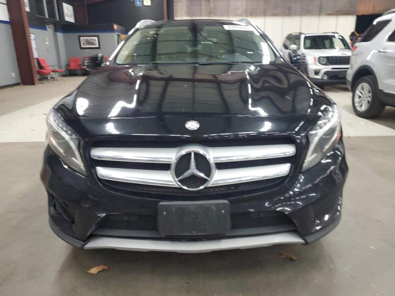 VIN WDCTG4GBXFJ068116 2015 MERCEDES-BENZ GLA-CLASS no.5