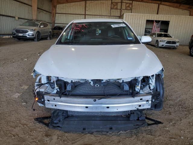 TOYOTA CAMRY 2021 Белы