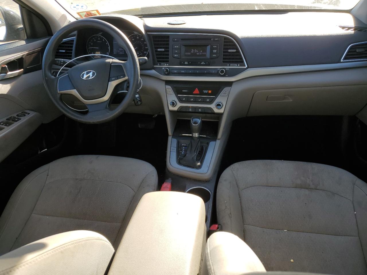 2017 Hyundai Elantra - Image 8