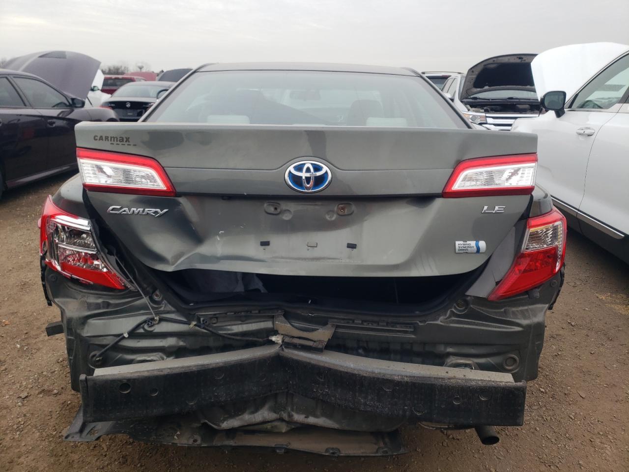 2014 Toyota Camry - Image 6