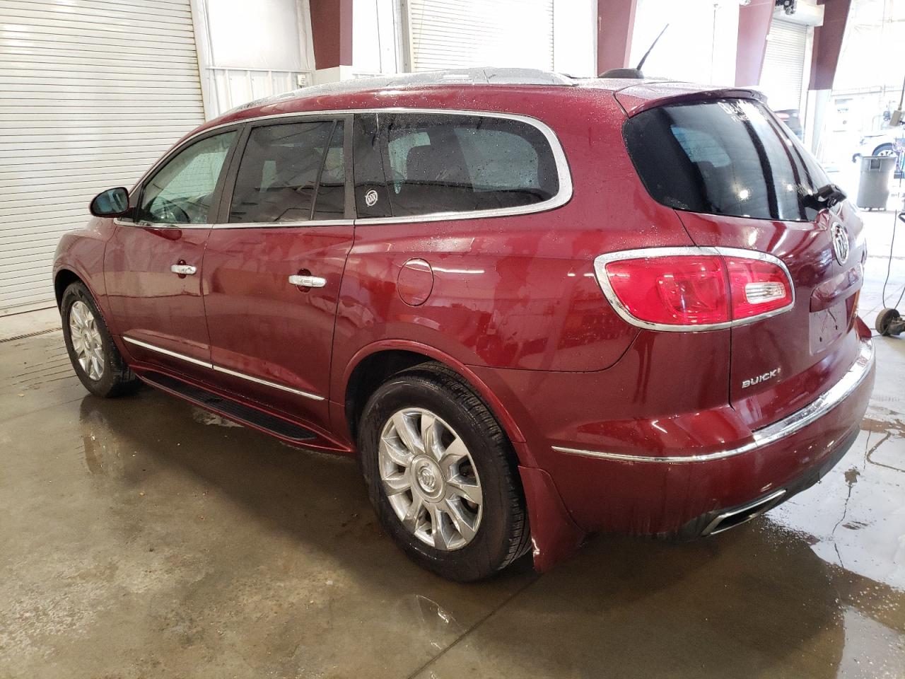 VIN 5GAKVBKD9GJ300826 2016 BUICK ENCLAVE no.2