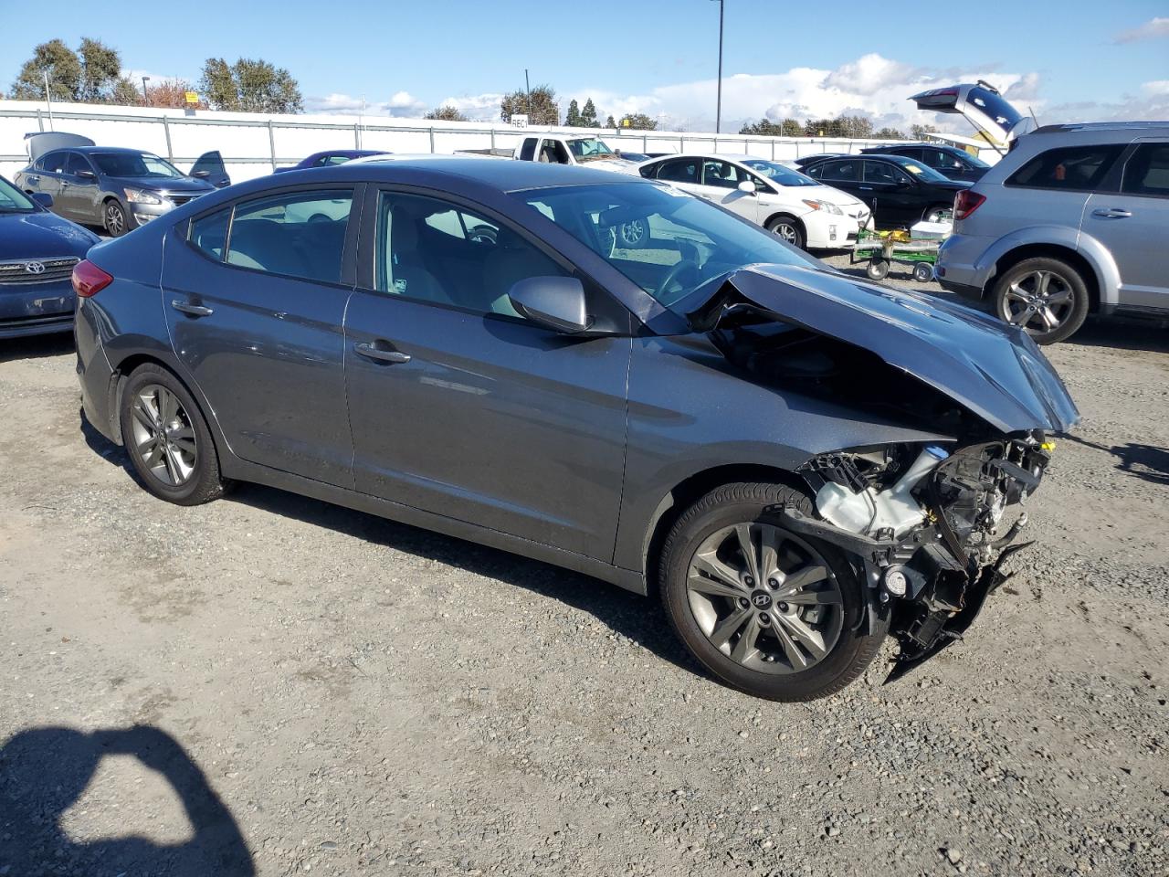 2018 Hyundai Elantra - Image 4