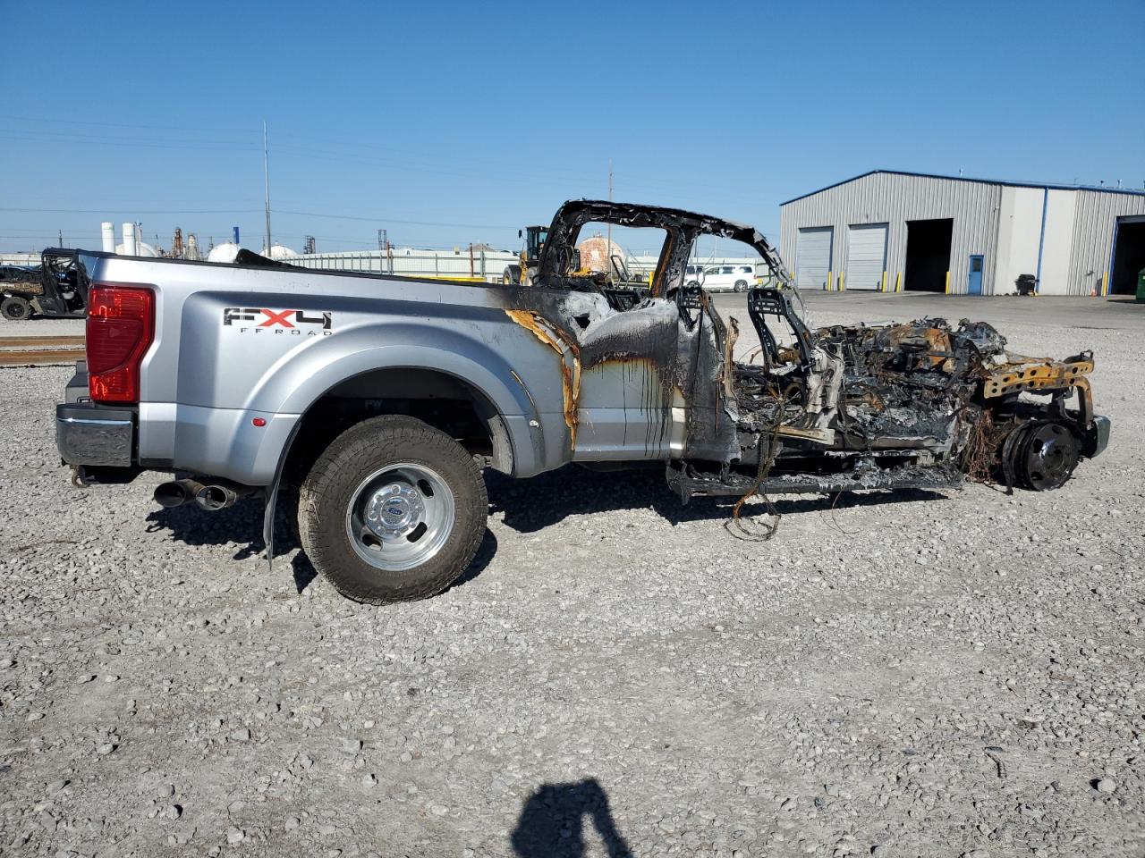 2022 Ford F350 - Image 3