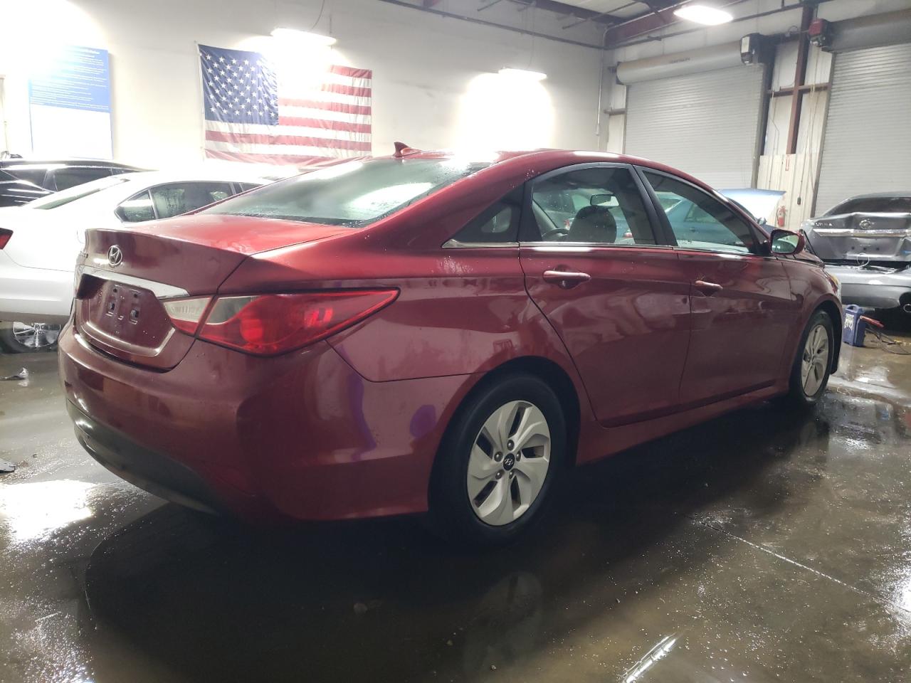 2014 Hyundai Sonata - Image 3