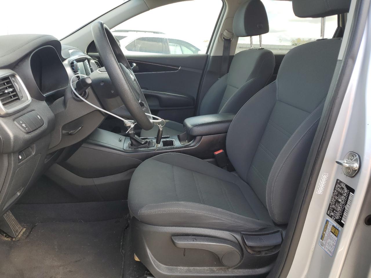 2019 Kia Sorento - Image 7