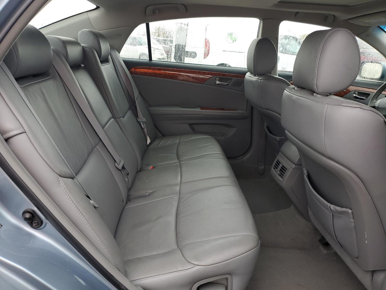 2007 Toyota Avalon - Image 11