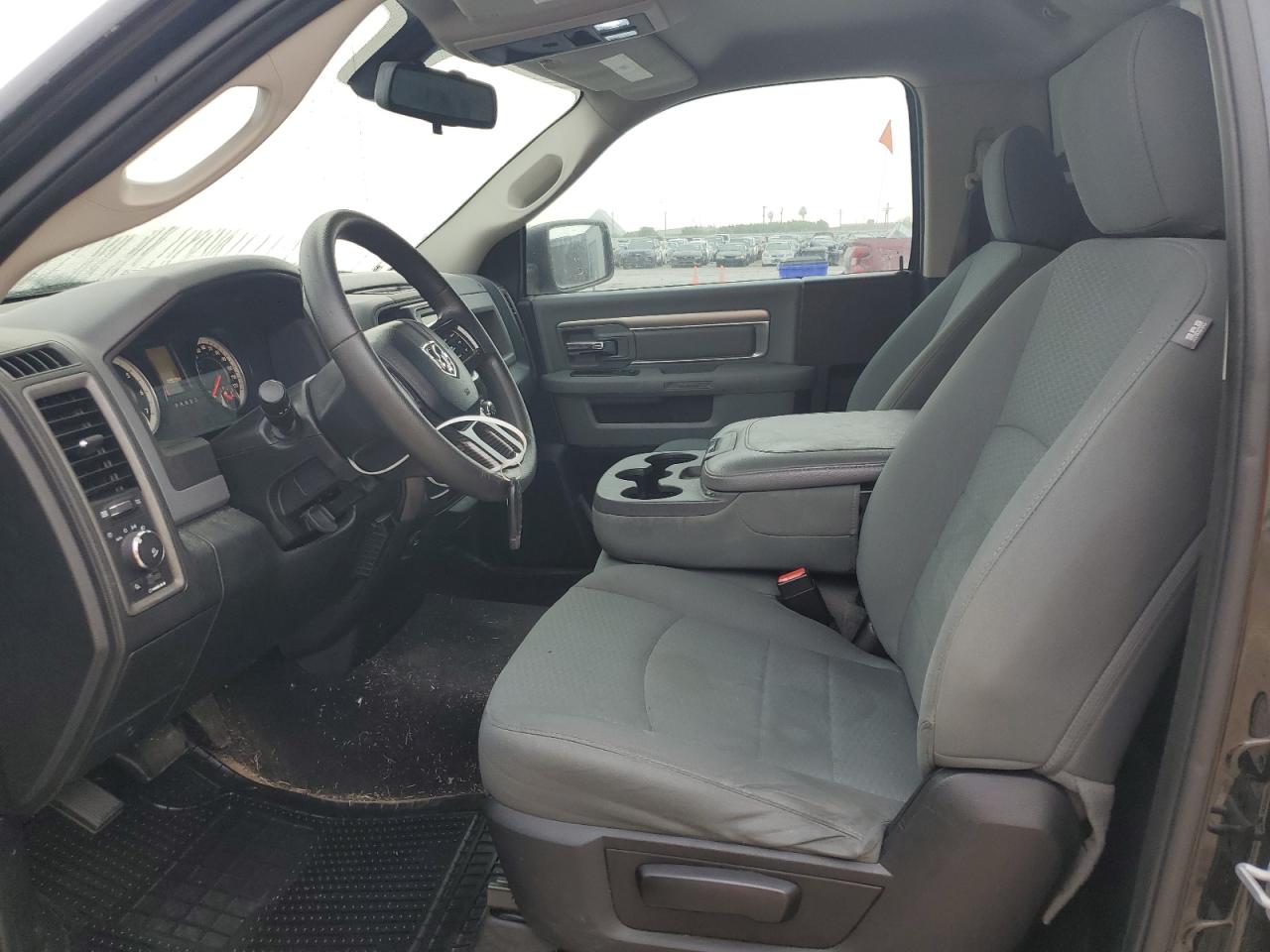 2015 RAM 1500 - Image 7