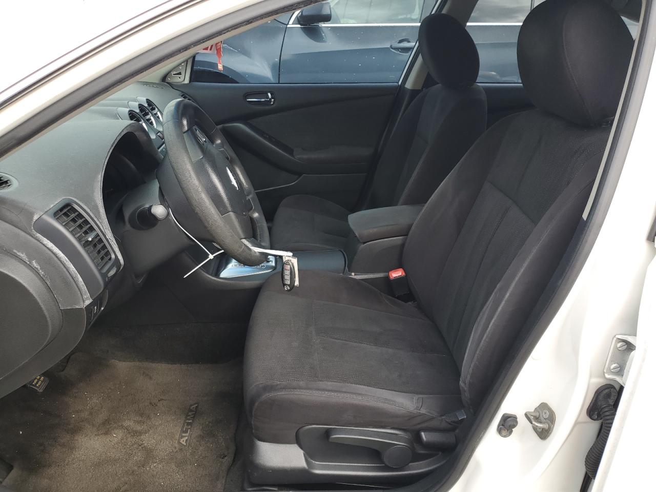 2012 Nissan Altima - Image 7