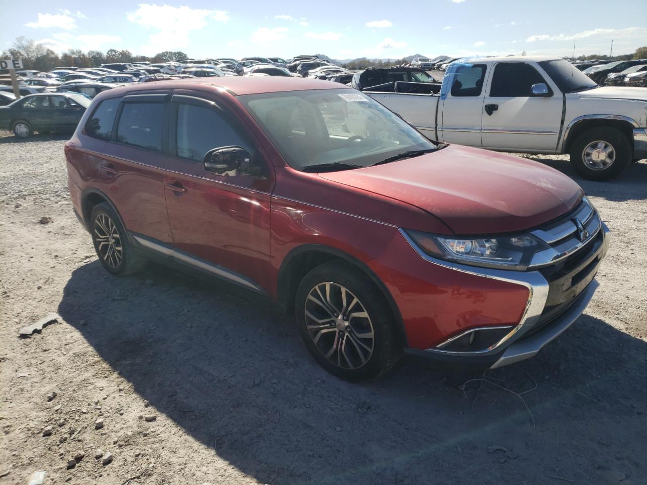 2016 Mitsubishi Outlander - Image 4