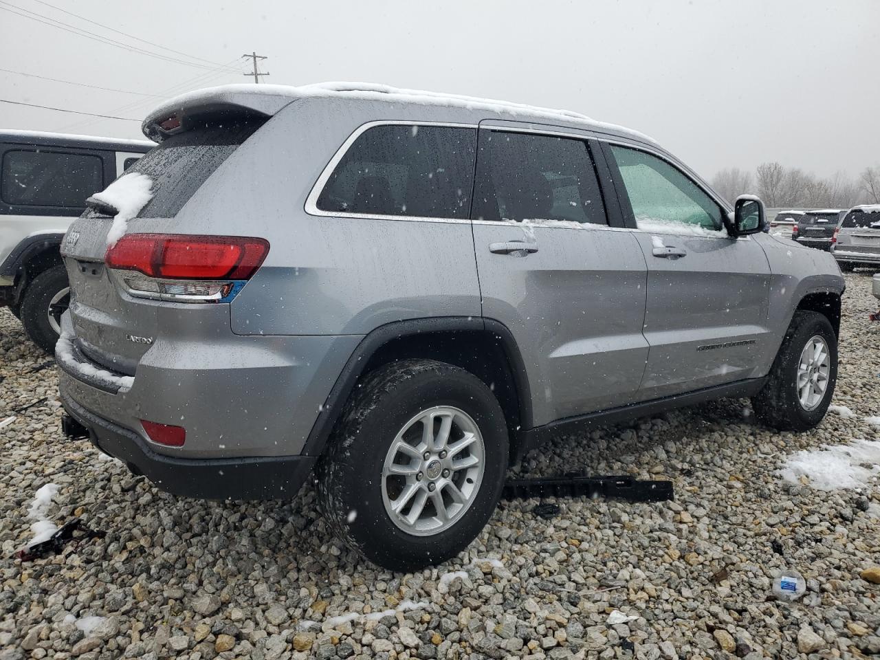 2020 Jeep Grand Cherokee - Image 3