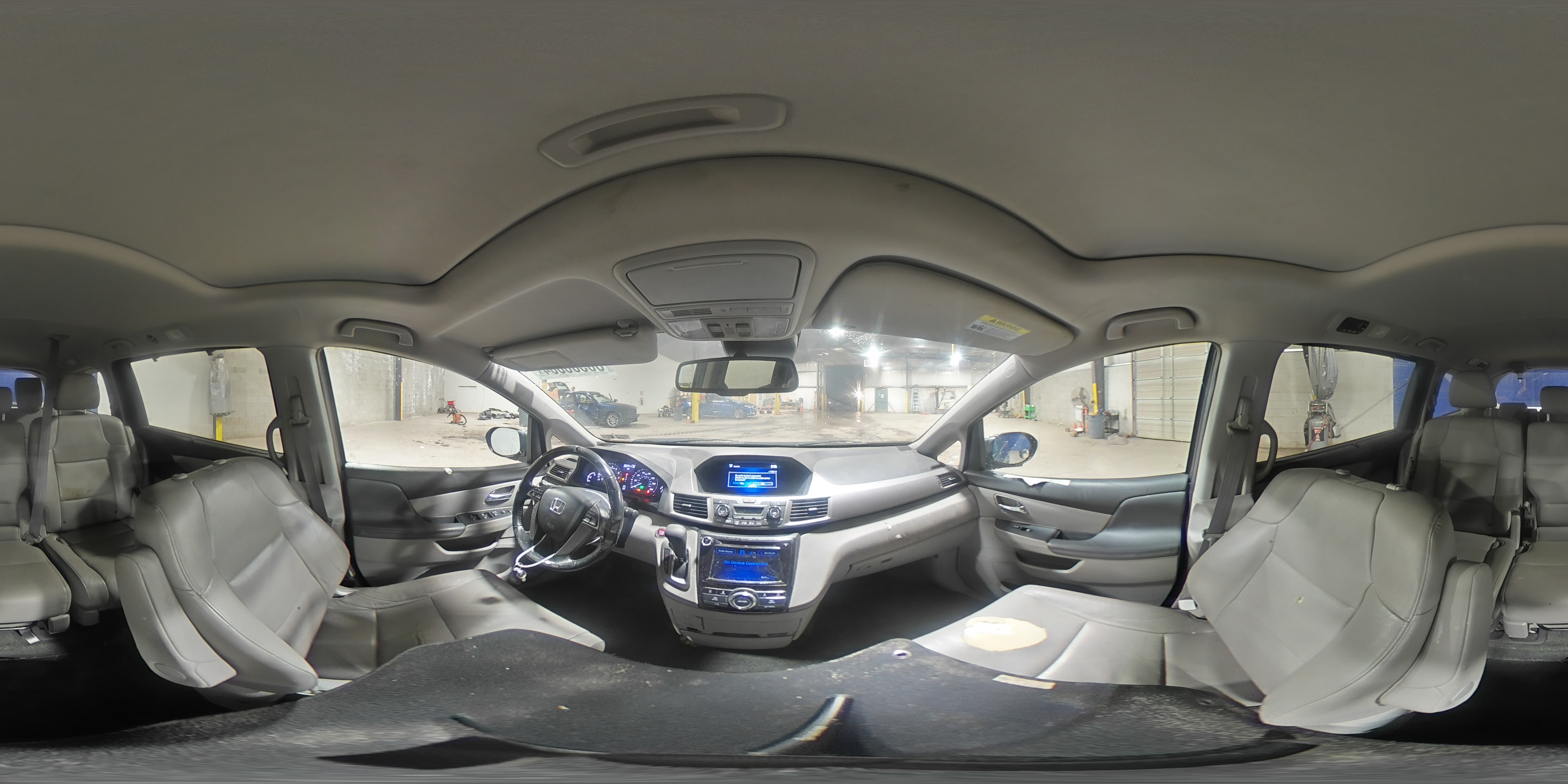 2016 Honda Odyssey - Image 15