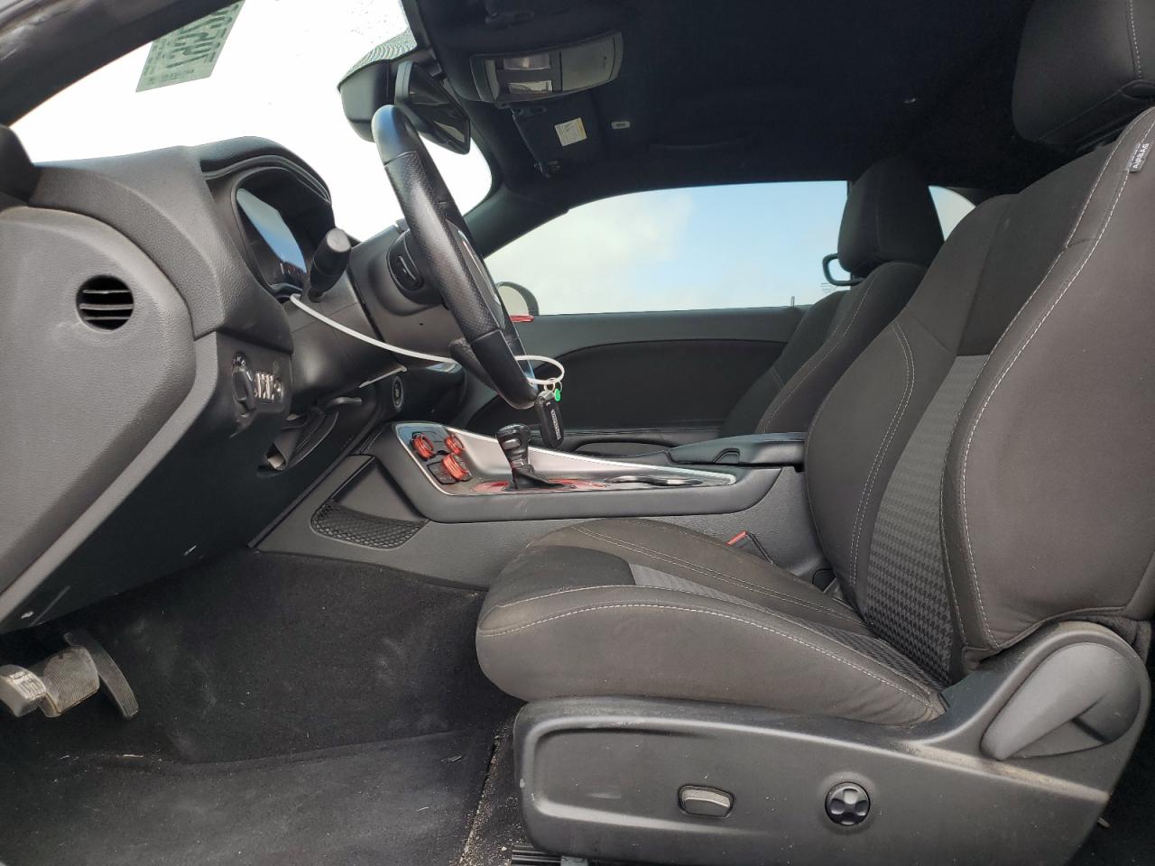 2021 Dodge Challenger - Image 7