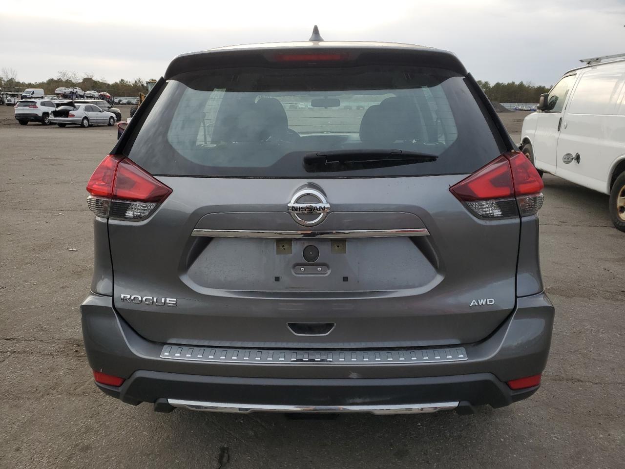 2018 Nissan Rogue S VIN: KNMAT2MV2JP580678 Lot: 80636134