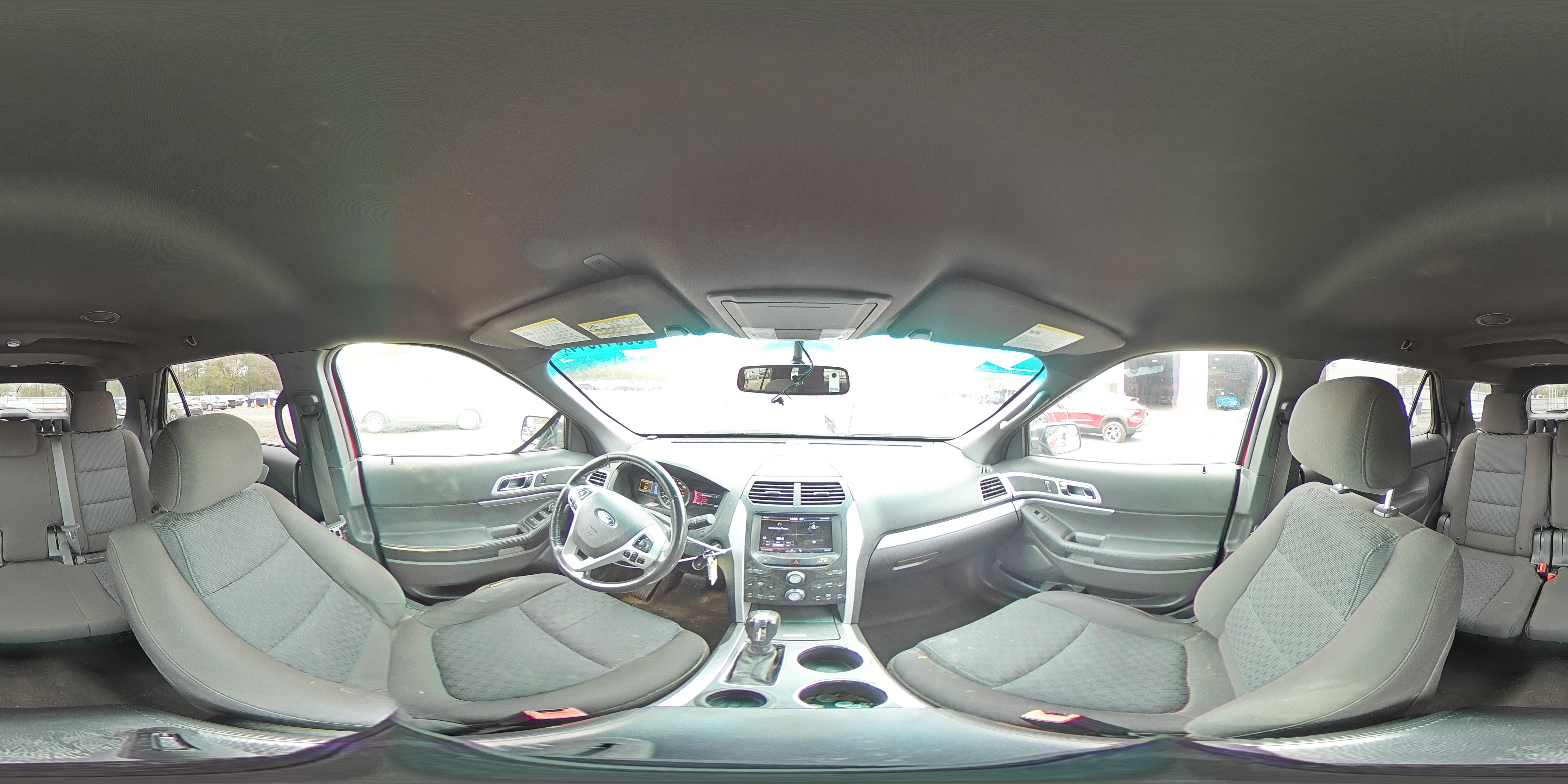 2013 Ford Explorer - Image 16