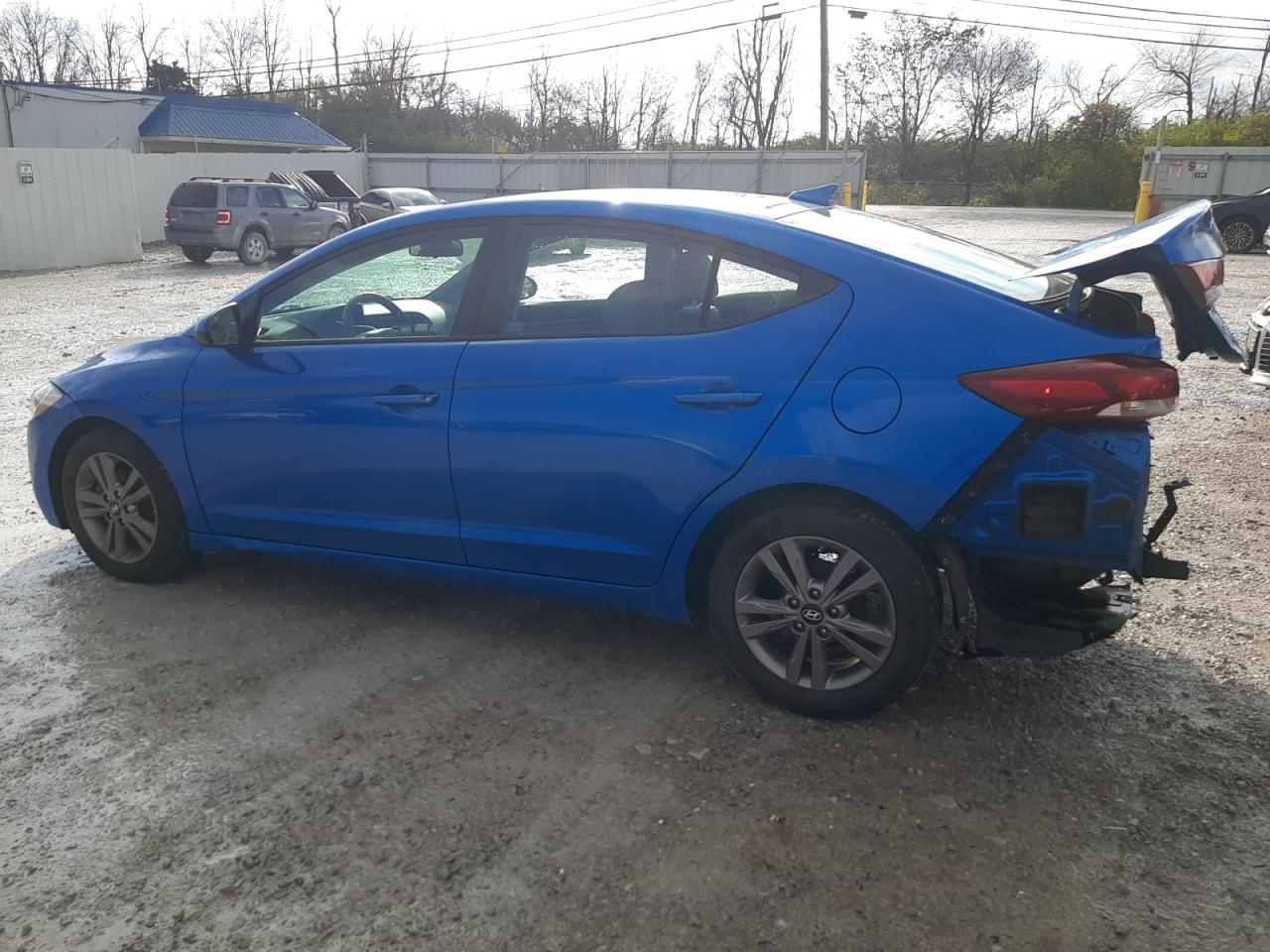 2017 Hyundai Elantra - Image 2