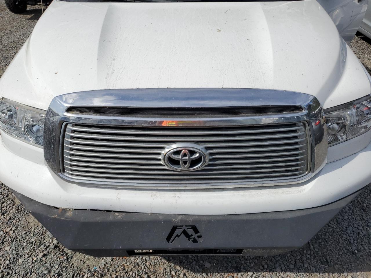 2010 Toyota Tundra Crewmax Limited VIN: 5TFFY5F15AX093994 Lot: 79749944