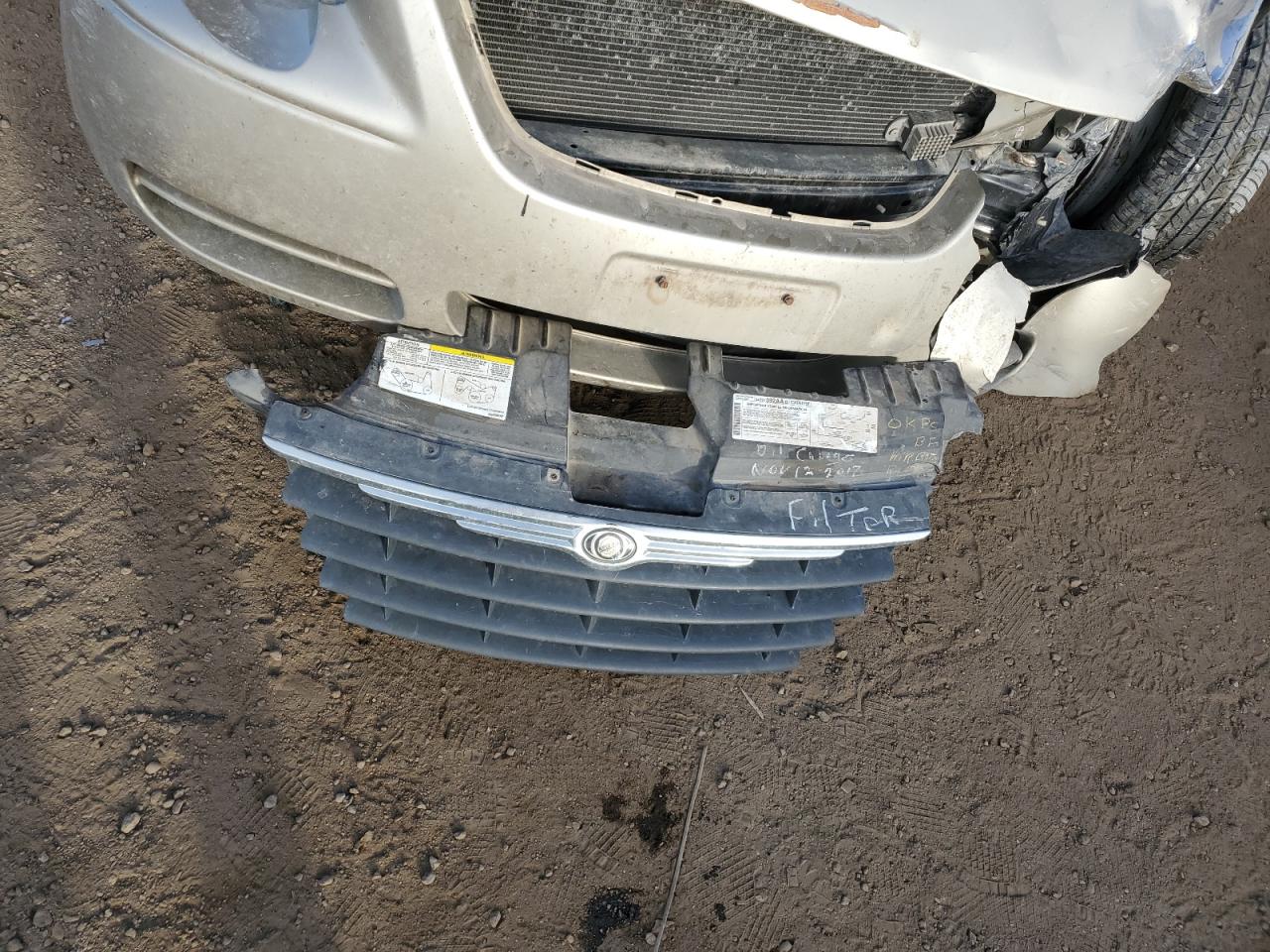 2006 Chrysler Town & Country Touring VIN: 2A4GP54L96R647727 Lot: 81574904